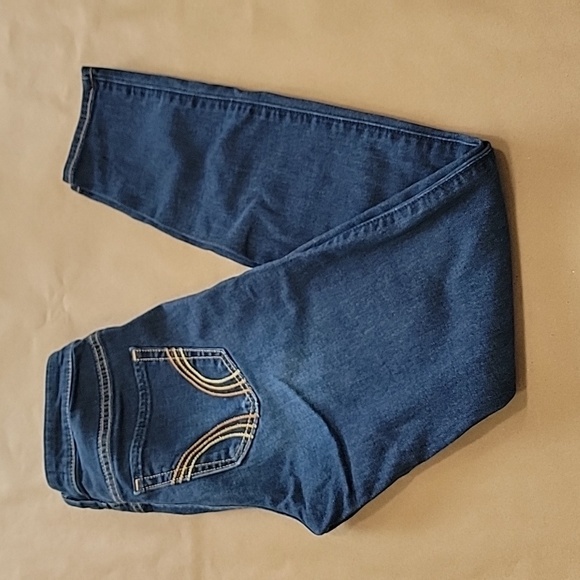 Hollister Size 3R, Low Rise Jean Leggings, Excellent Used Condition - Picture 1 of 13